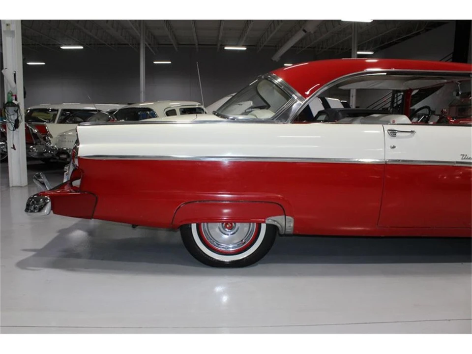 1955 Ford Fairlane 1st Gen - Image 23 of 31