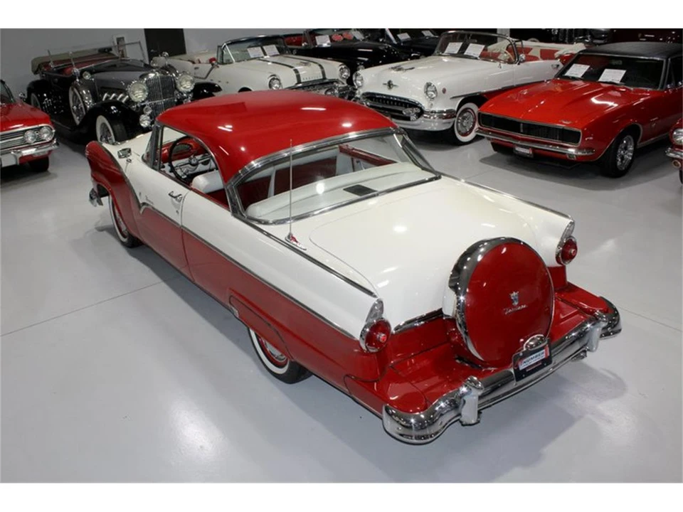 1955 Ford Fairlane 1st Gen - Image 9 of 31