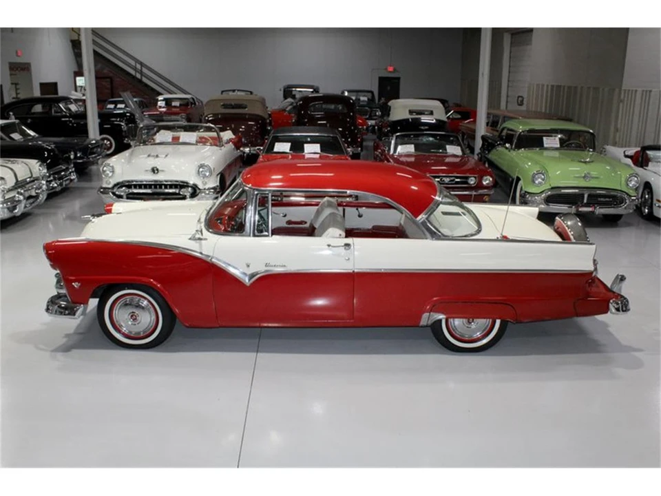 1955 Ford Fairlane 1st Gen - Image 10 of 31