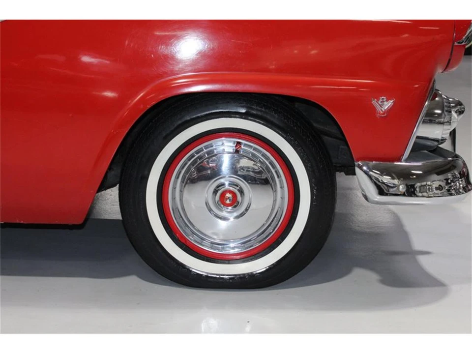 1955 Ford Fairlane 1st Gen - Image 26 of 31