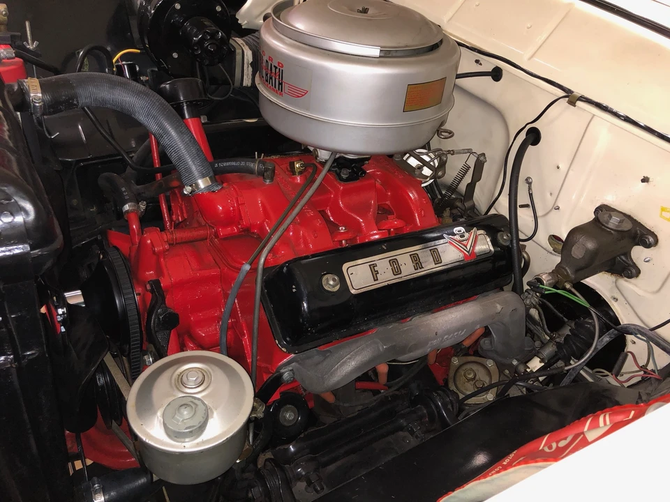 1955 Ford Fairlane 1st Gen - Image 16 of 31