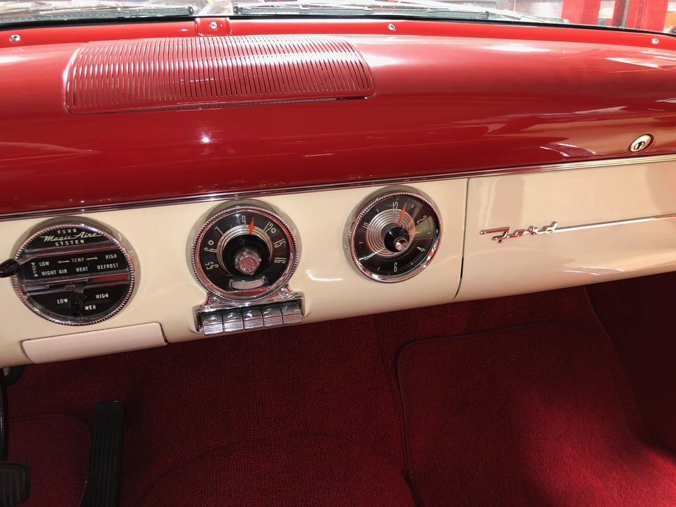 1955 Ford Fairlane 1st Gen - Image 11 of 31
