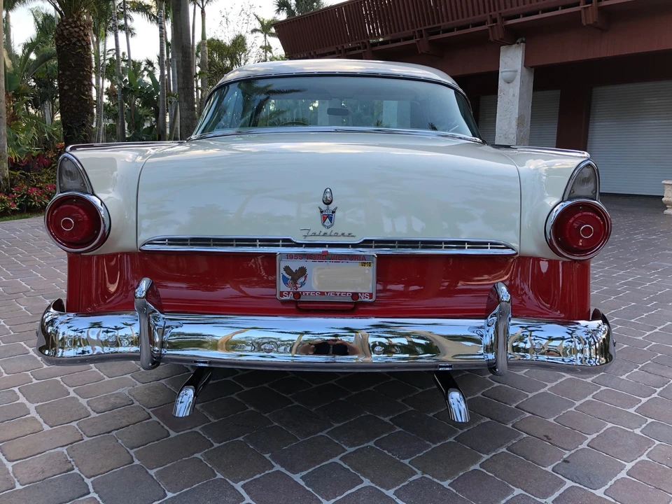 1955 Ford Fairlane 1st Gen - Image 4 of 31