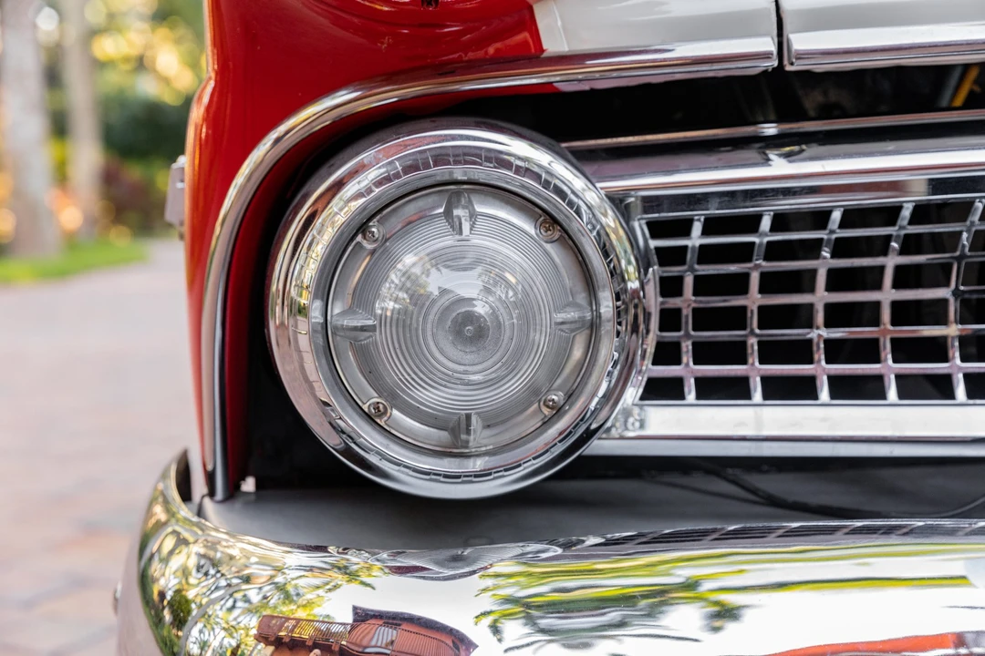 1955 Ford Fairlane 1st Gen - Image 22 of 31