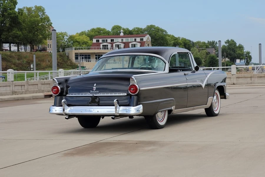 1955 Ford Fairlane 1st Gen - Image 3 of 11