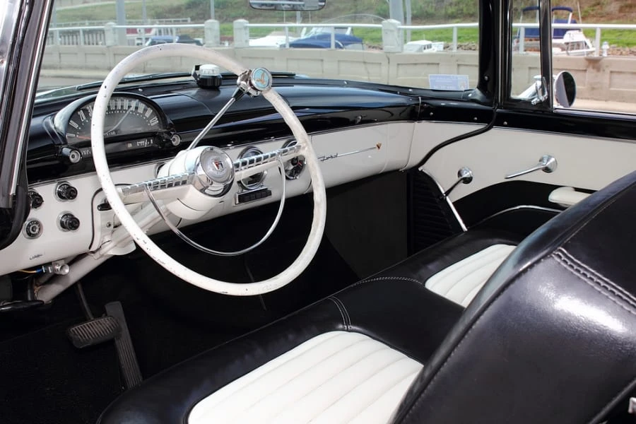 1955 Ford Fairlane 1st Gen - Image 4 of 11
