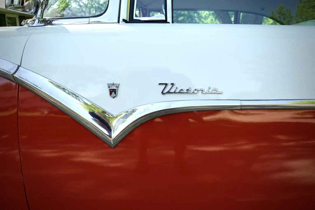 1955 Ford Fairlane 2nd Gen - Image 13 of 31