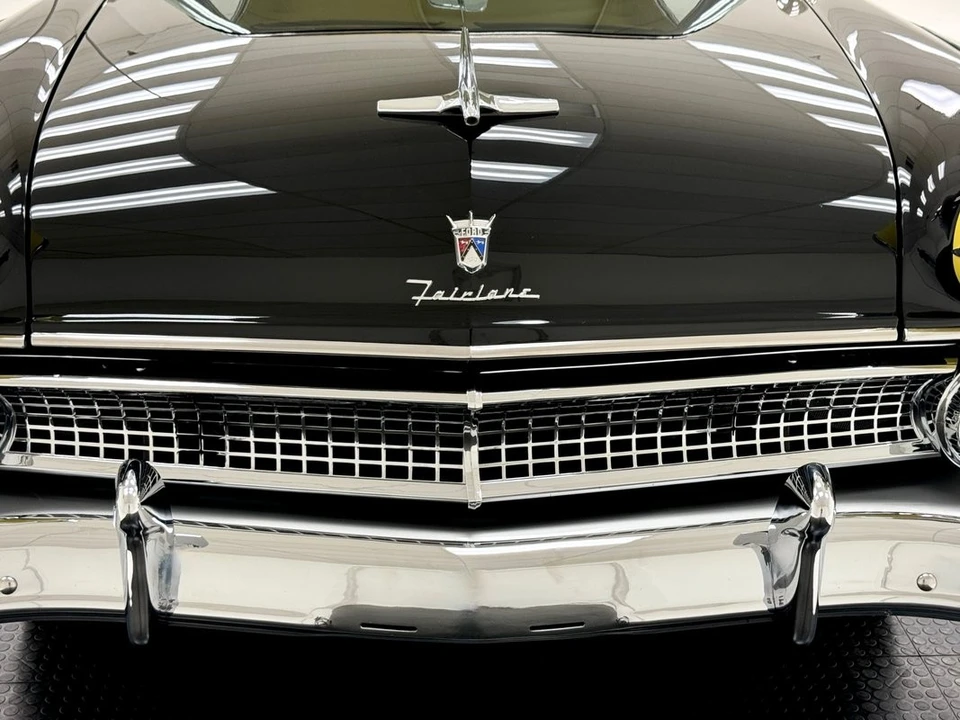 1955 Ford Fairlane 2nd Gen - Image 9 of 12
