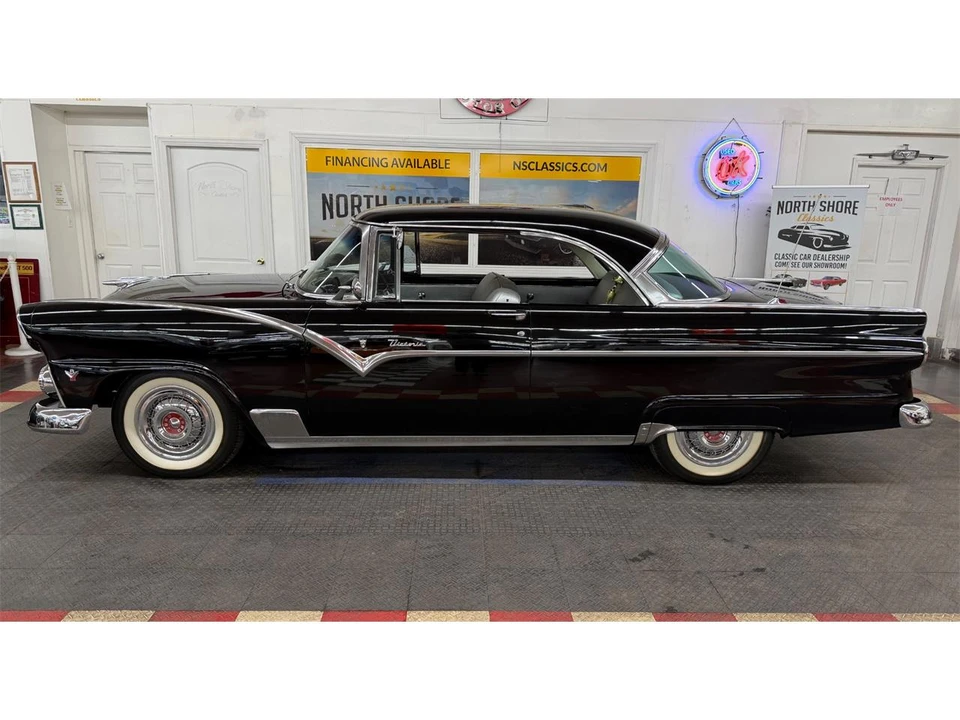 1955 Ford Fairlane 1st Gen - Image 3 of 31