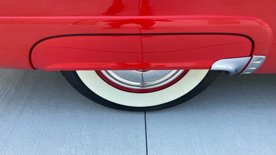 1955 Ford Fairlane 1st Gen - Image 28 of 31