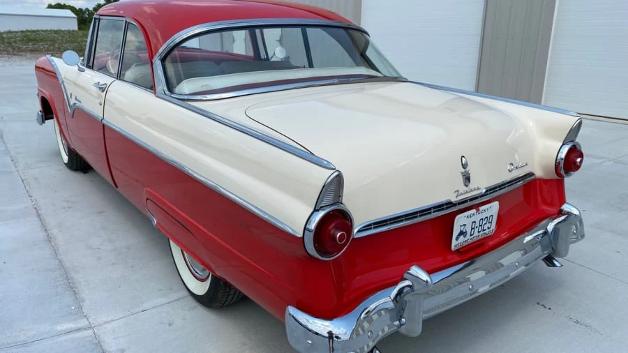 1955 Ford Fairlane 1st Gen - Image 3 of 31