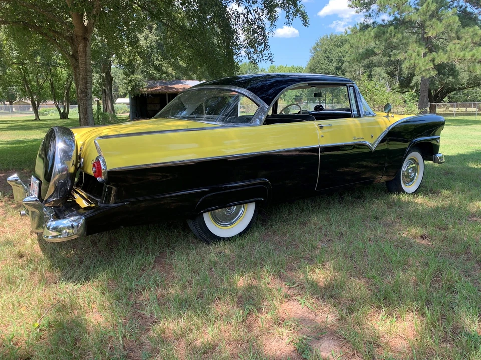 1955 Ford Fairlane 1st Gen - Image 18 of 31
