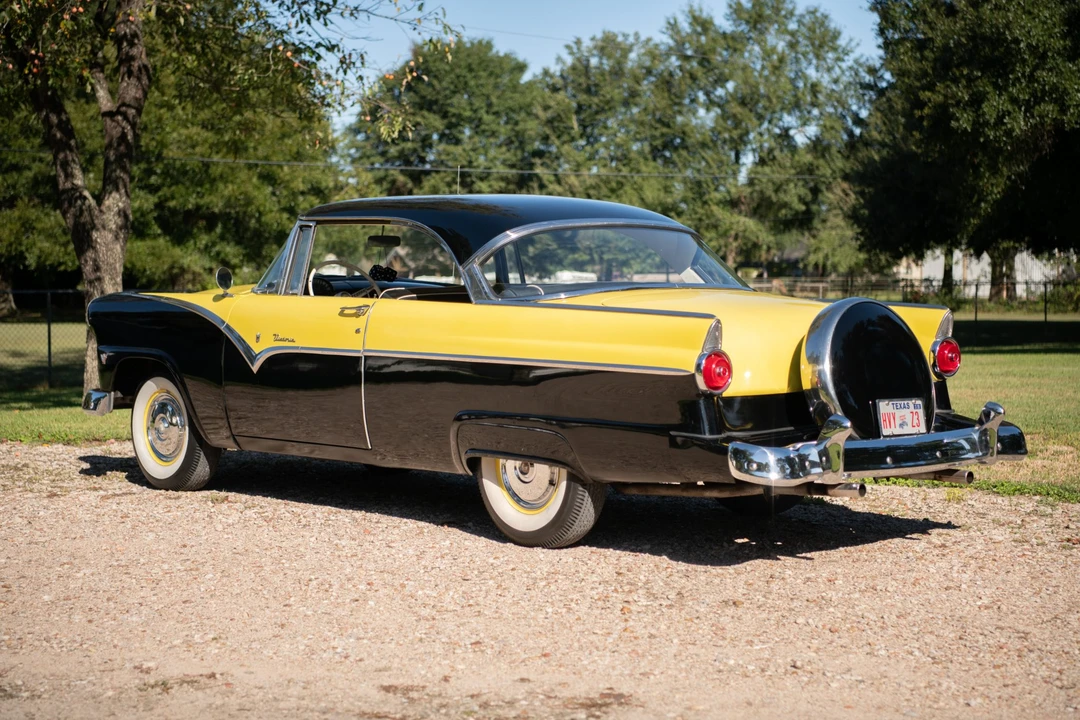 1955 Ford Fairlane 1st Gen - Image 23 of 31