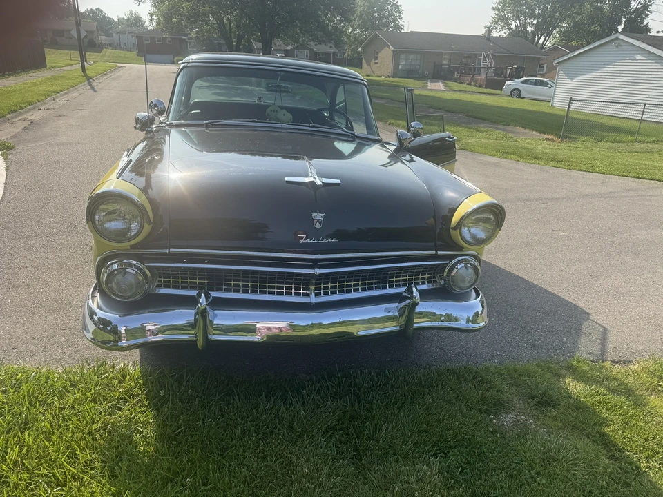 1955 Ford Fairlane 1st Gen - Image 8 of 15