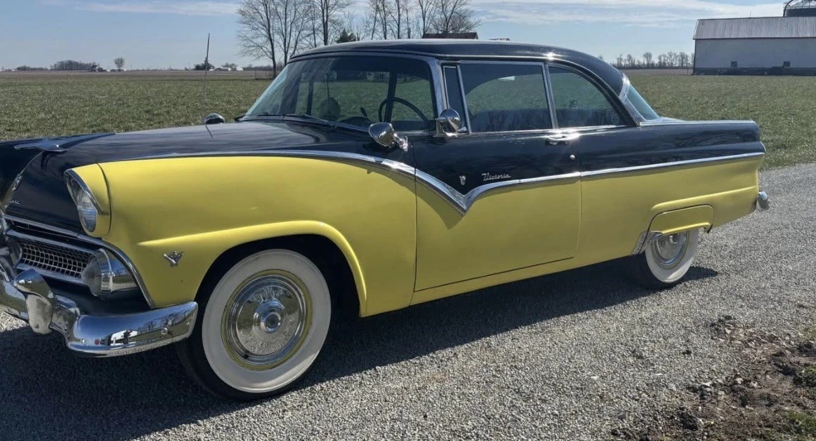1955 Ford Fairlane 1st Gen - Image 15 of 15