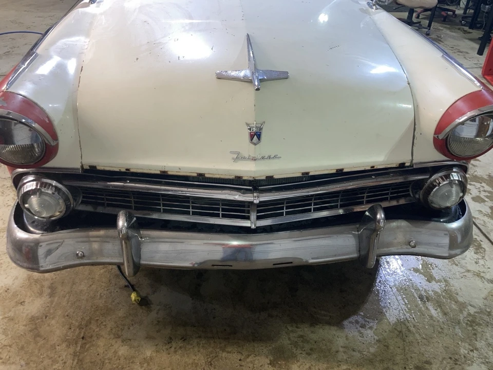 1955 Ford Fairlane 1st Gen - Image 16 of 21