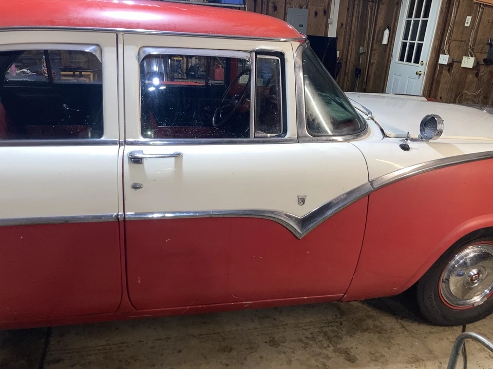 1955 Ford Fairlane 1st Gen - Image 10 of 21