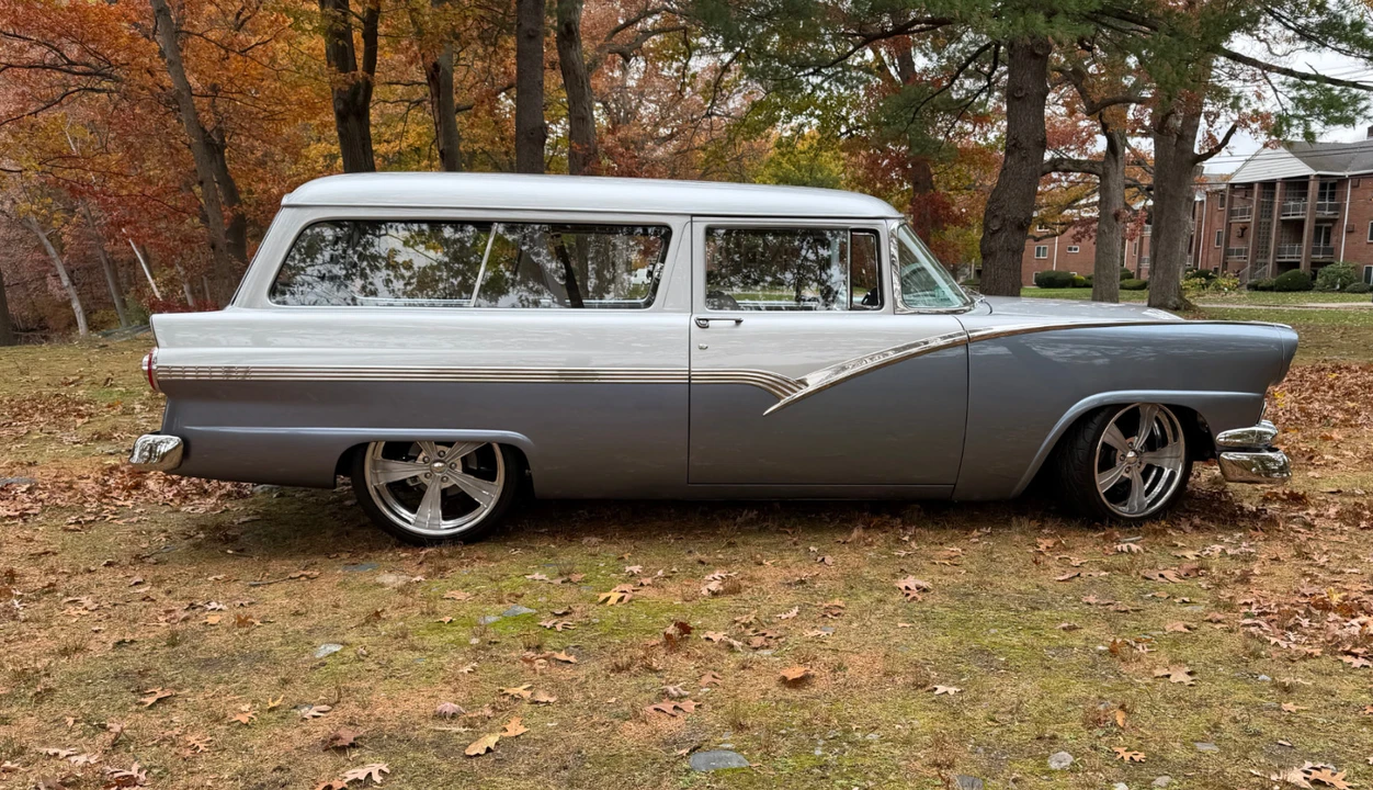 1955 Ford Fairlane 1st Gen - Image 5 of 18