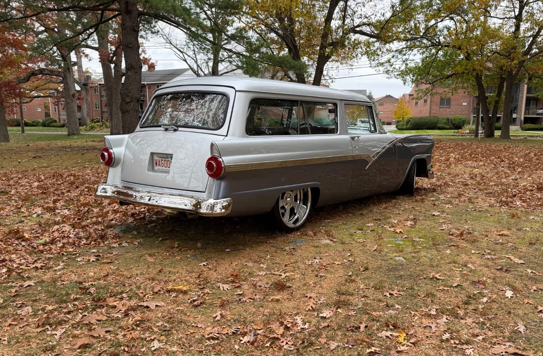 1955 Ford Fairlane 1st Gen - Image 4 of 18