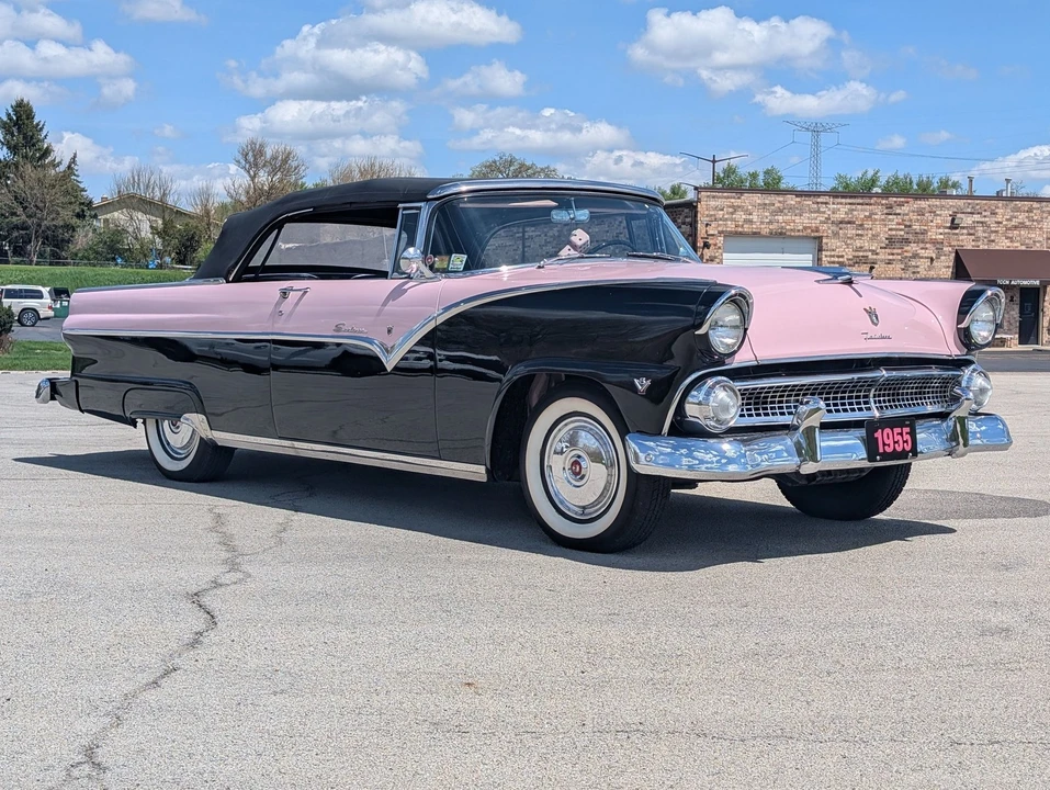 1955 Ford Fairlane 1st Gen - Image 16 of 24