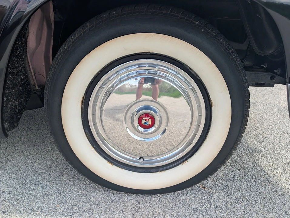 1955 Ford Fairlane 1st Gen - Image 6 of 24