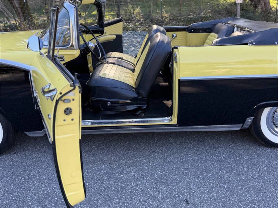 1955 Ford Fairlane 1st Gen - Image 8 of 16