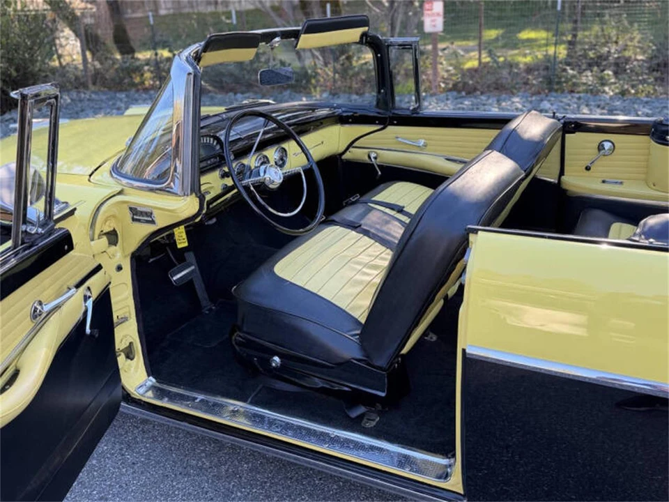 1955 Ford Fairlane 1st Gen - Image 9 of 16