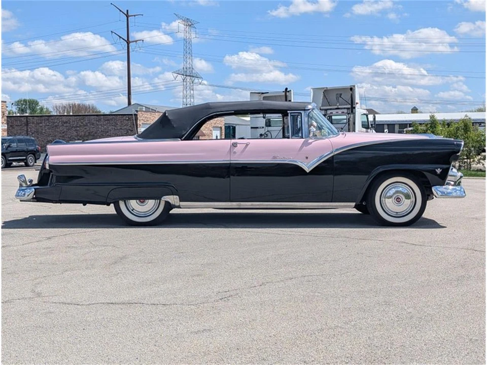 1955 Ford Fairlane 1st Gen - Image 17 of 31