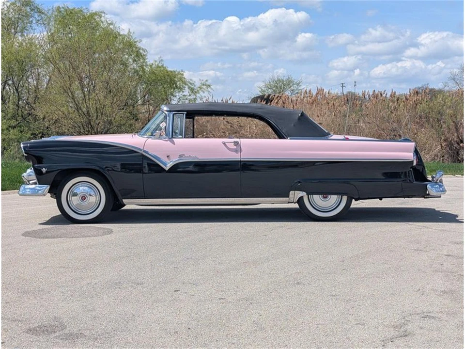 1955 Ford Fairlane 1st Gen - Image 20 of 31