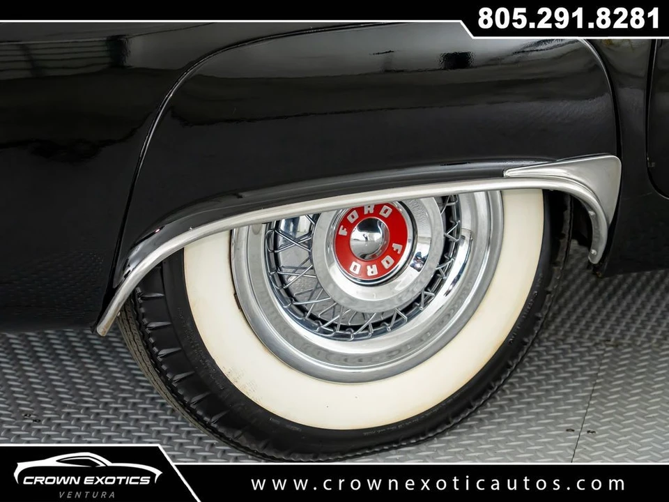 1955 Ford Thunderbird 1st Gen - Image 16 of 21