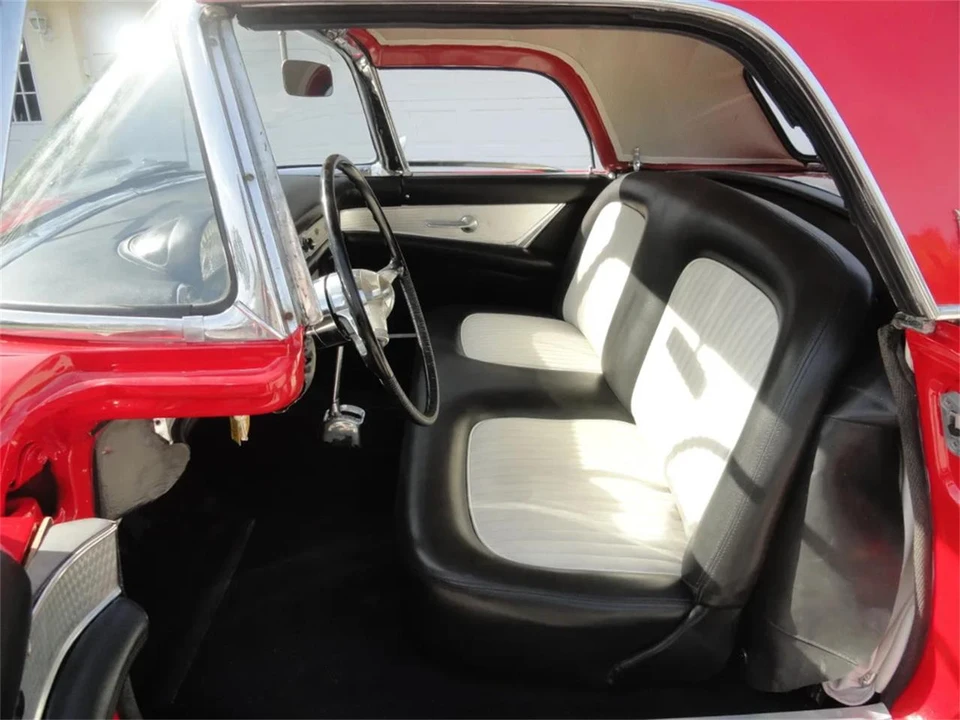 1955 Ford Thunderbird 1st Gen - Image 19 of 31