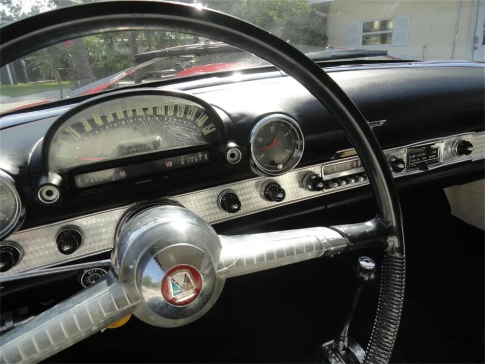 1955 Ford Thunderbird 1st Gen - Image 22 of 31