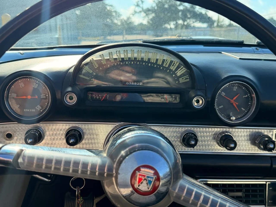 1955 Ford Thunderbird 1st Gen - Image 21 of 31