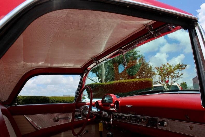 1955 Ford Thunderbird 1st Gen - Image 29 of 31