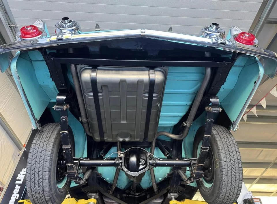 1955 Ford Thunderbird 1st Gen - Image 14 of 15
