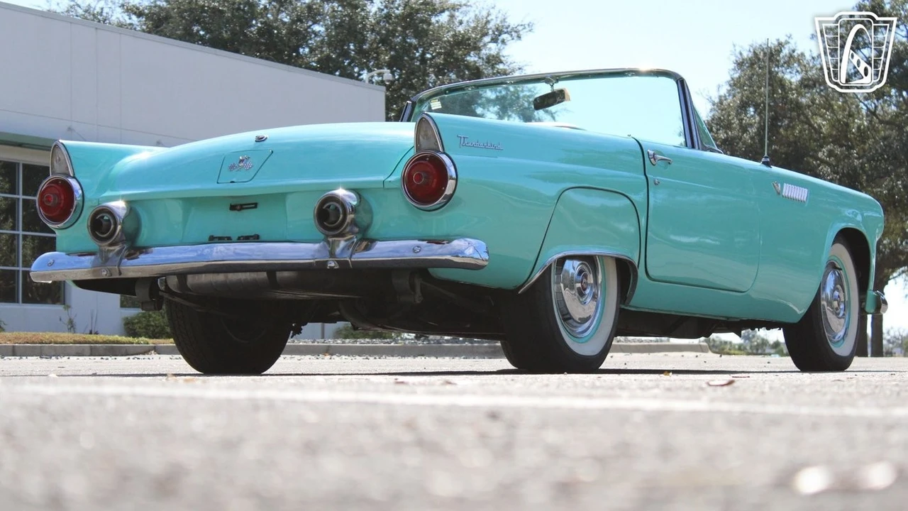 1955 Ford Thunderbird 1st Gen - Image 9 of 12