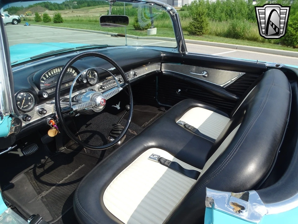 1955 Ford Thunderbird 1st Gen - Image 17 of 21