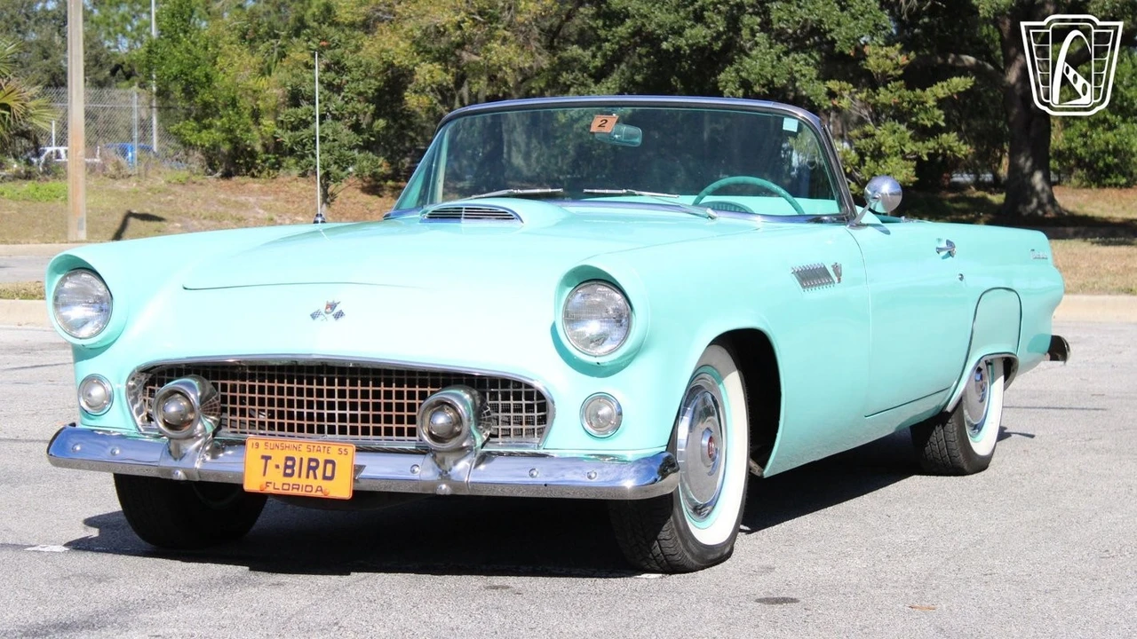 1955 Ford Thunderbird 1st Gen - Image 4 of 12