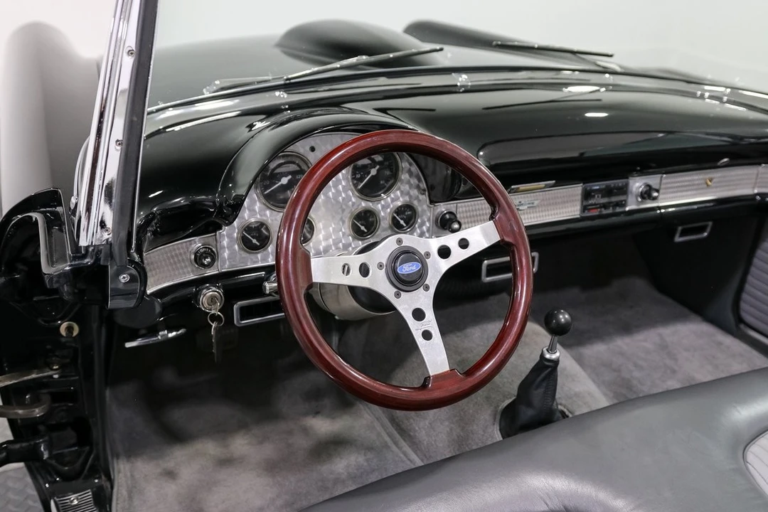 1955 Ford Thunderbird 1st Gen - Image 19 of 21