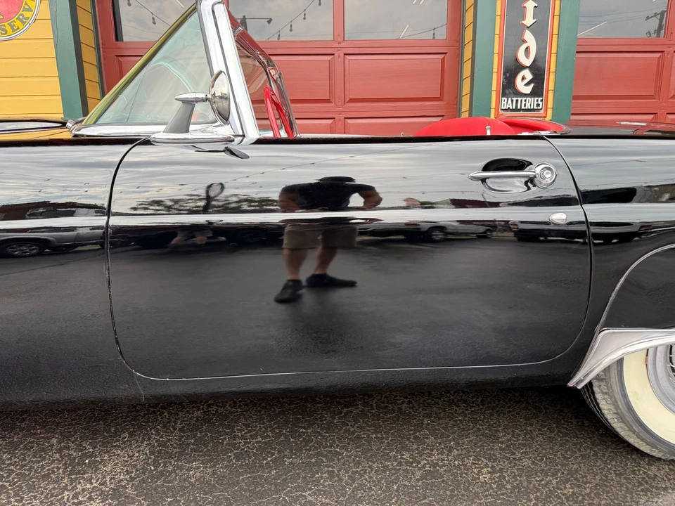 1955 Ford Thunderbird 1st Gen - Image 24 of 31