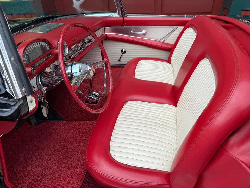 1955 Ford Thunderbird 1st Gen - Image 28 of 31