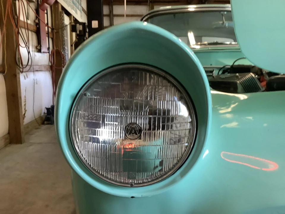 1955 Ford Thunderbird 1st Gen - Image 18 of 31