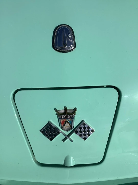 1955 Ford Thunderbird 1st Gen - Image 28 of 31
