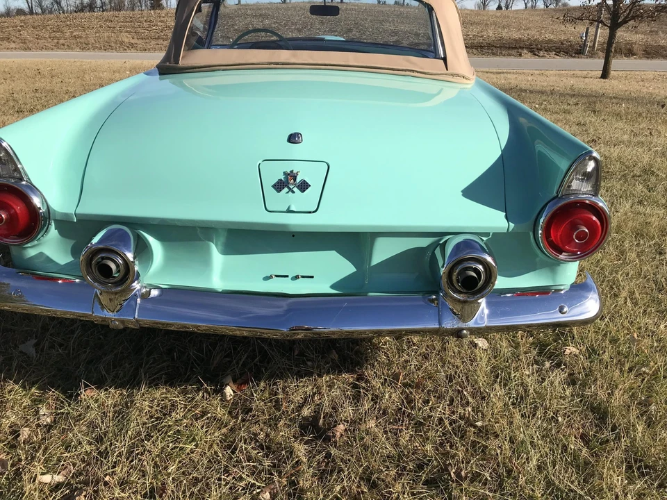 1955 Ford Thunderbird 1st Gen - Image 27 of 31