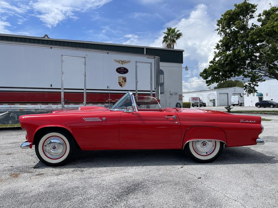 1955 Ford Thunderbird 1st Gen - Image 19 of 31