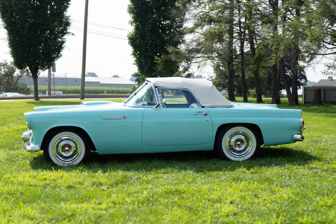 1955 Ford Thunderbird 1st Gen - Image 22 of 31