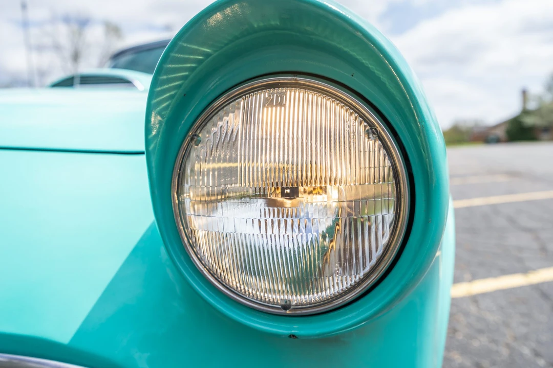 1955 Ford Thunderbird 1st Gen - Image 27 of 31