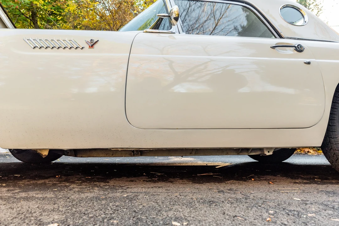 1955 Ford Thunderbird 1st Gen - Image 21 of 31