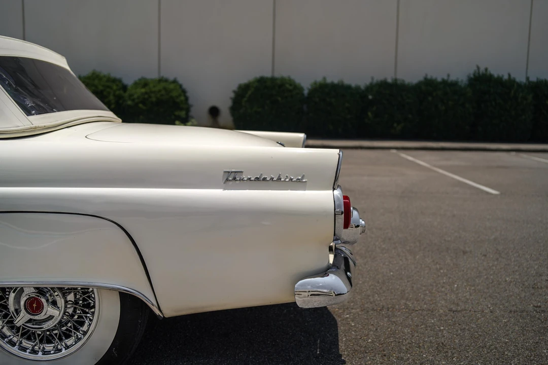 1955 Ford Thunderbird 1st Gen - Image 26 of 31