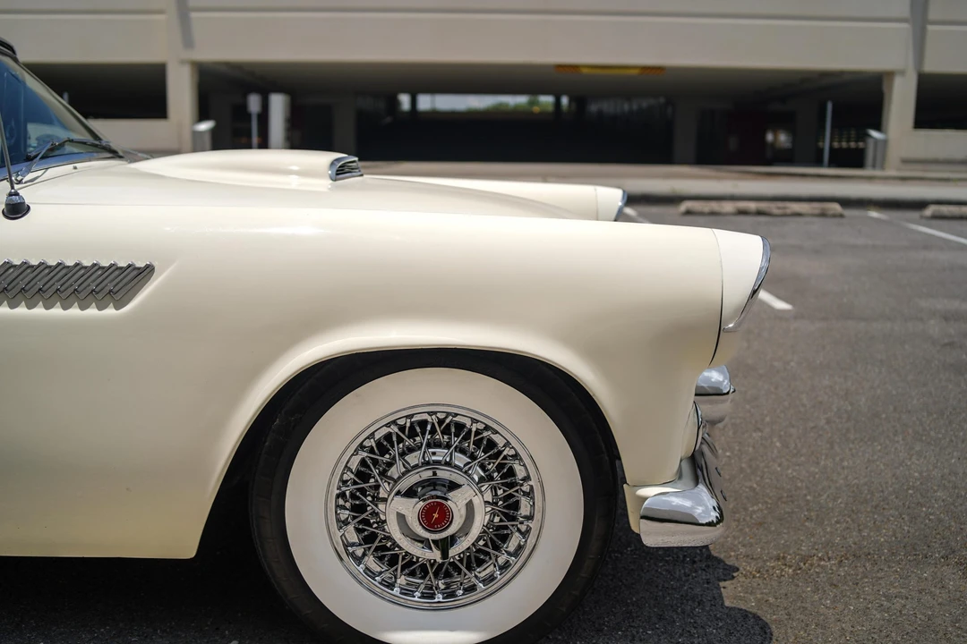 1955 Ford Thunderbird 1st Gen - Image 20 of 31
